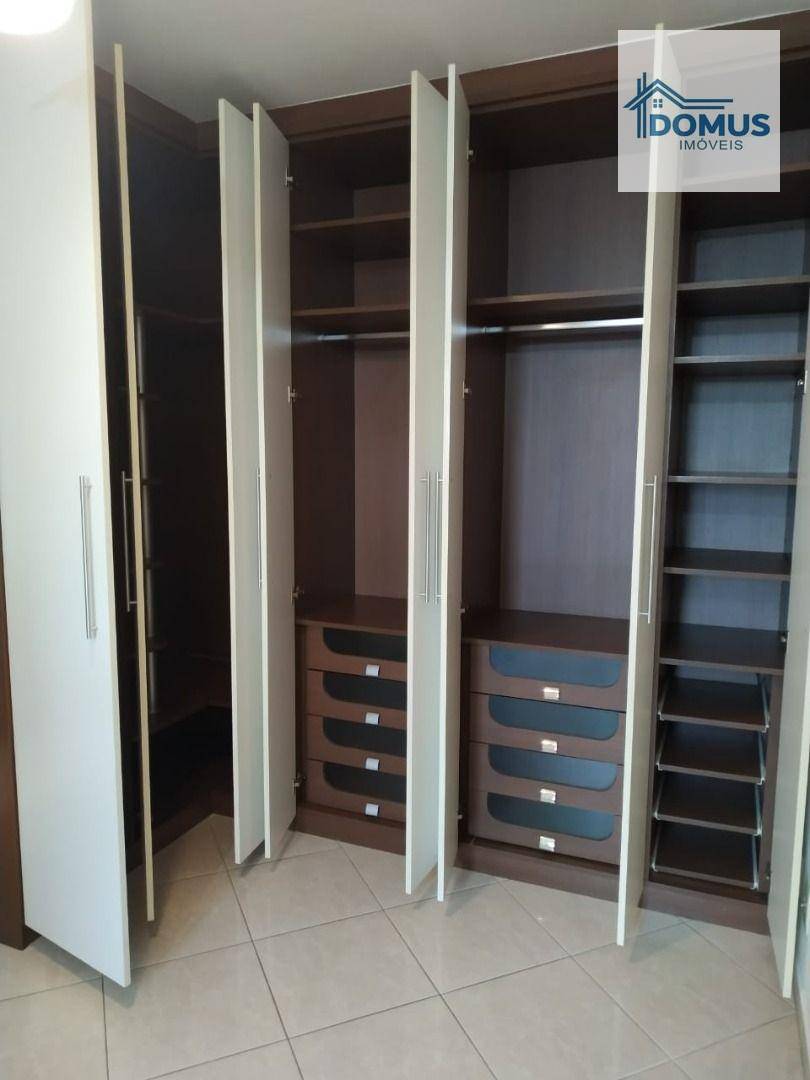 Apartamento à venda com 2 quartos, 67m² - Foto 12