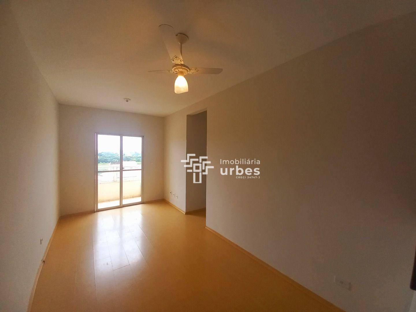 Apartamento à venda com 3 quartos, 65m² - Foto 1