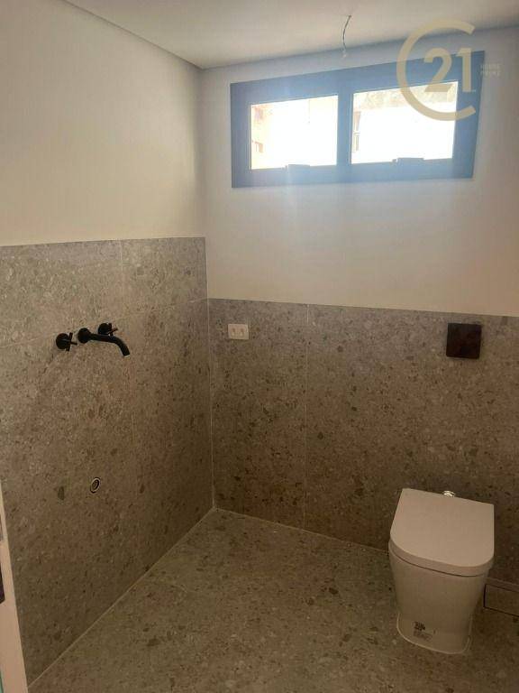 Apartamento à venda com 4 quartos, 220m² - Foto 14