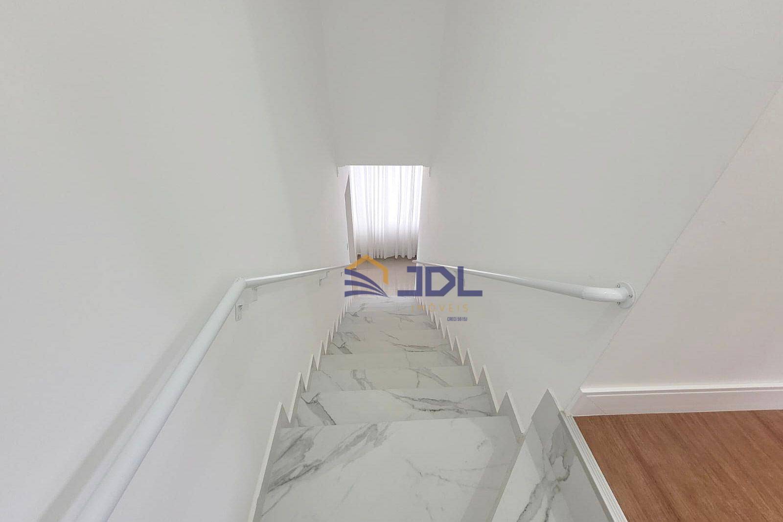 Apartamento à venda com 3 quartos, 274m² - Foto 8