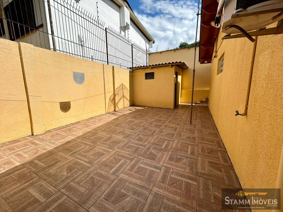 Casa à venda com 3 quartos, 138m² - Foto 14