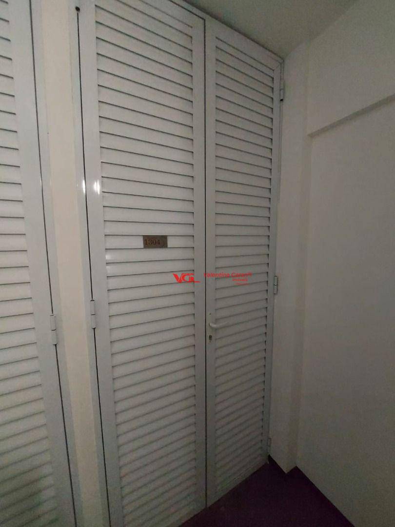 Apartamento para alugar com 1 quarto, 55m² - Foto 10