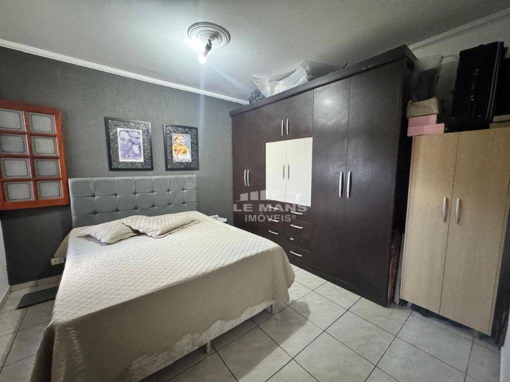 Casa à venda com 2 quartos, 88m² - Foto 6