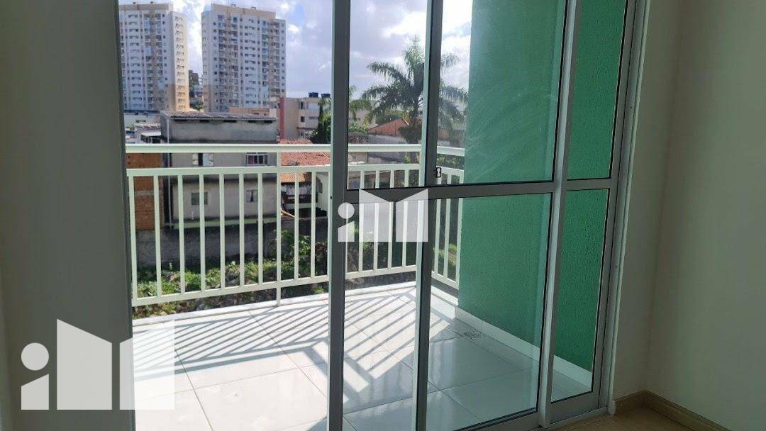 Apartamento à venda com 2 quartos, 46m² - Foto 3