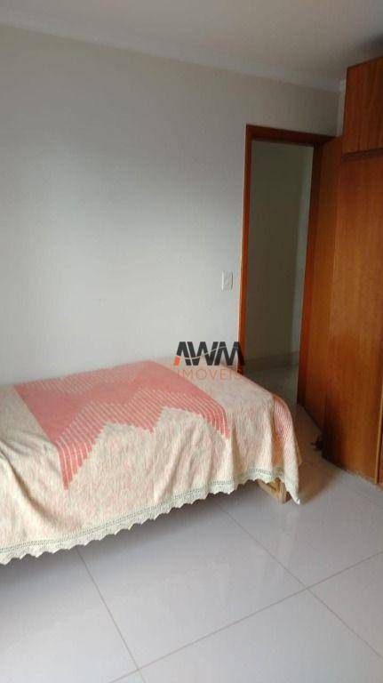 Apartamento à venda com 3 quartos, 113m² - Foto 6