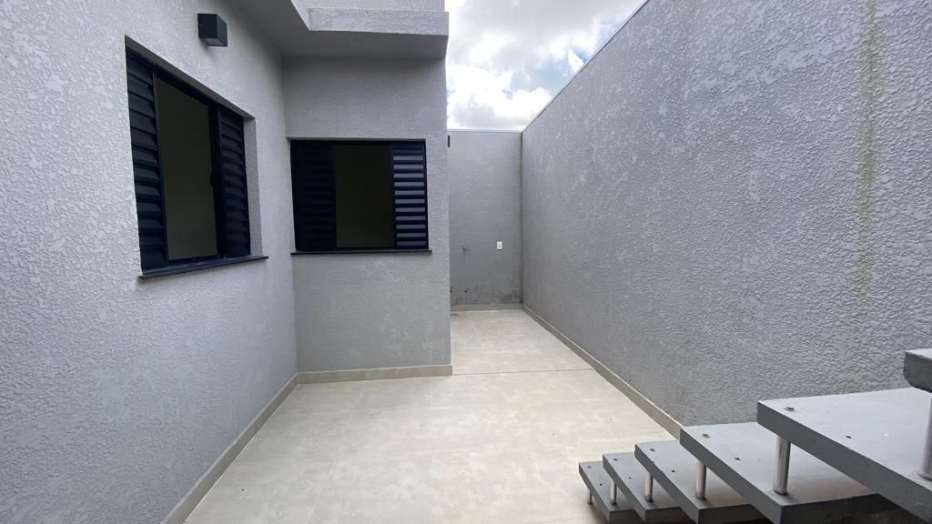 Casa à venda com 3 quartos, 84m² - Foto 14