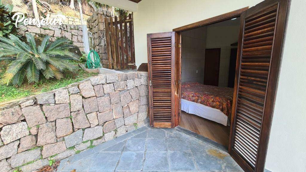 Casa de Condomínio à venda com 4 quartos, 320m² - Foto 44