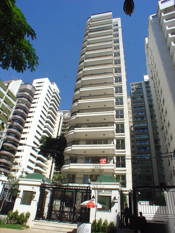 Apartamento à venda com 3 quartos, 198m² - Foto 1