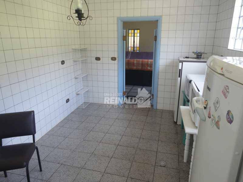 Chácara à venda com 4 quartos, 480m² - Foto 12