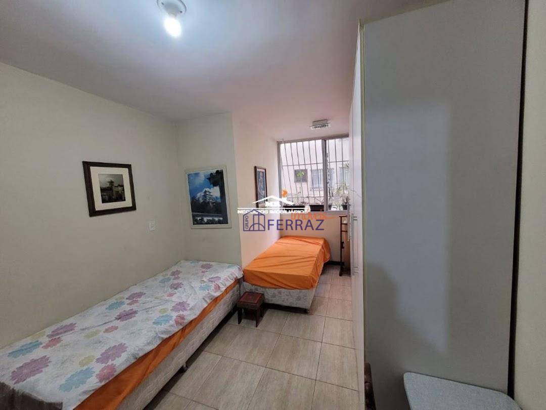 Apartamento à venda com 3 quartos, 196m² - Foto 12