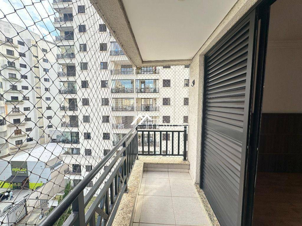 Apartamento para alugar com 3 quartos, 94m² - Foto 2