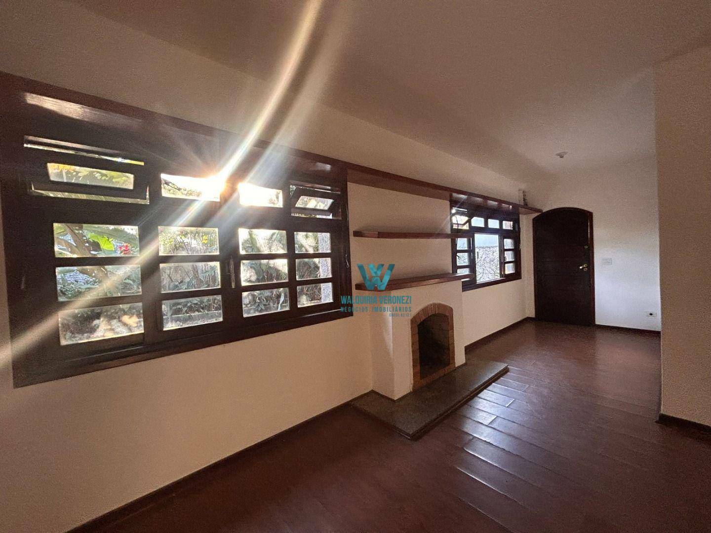 Casa para alugar com 3 quartos, 130m² - Foto 10
