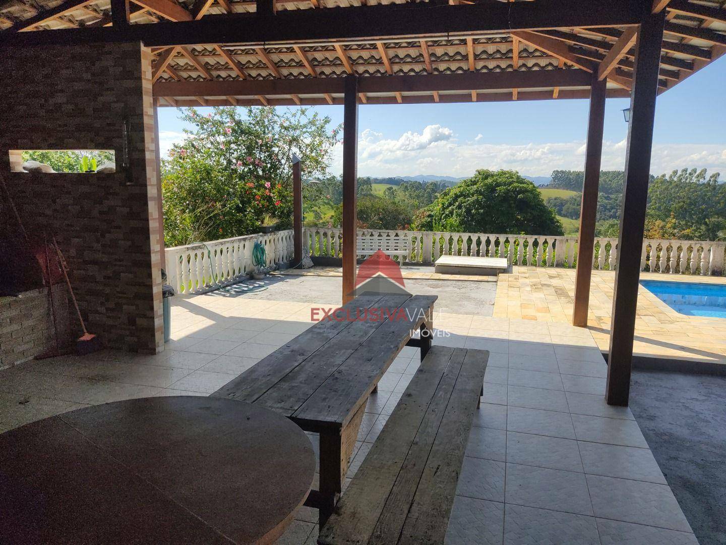 Chácara à venda com 6 quartos, 350m² - Foto 10