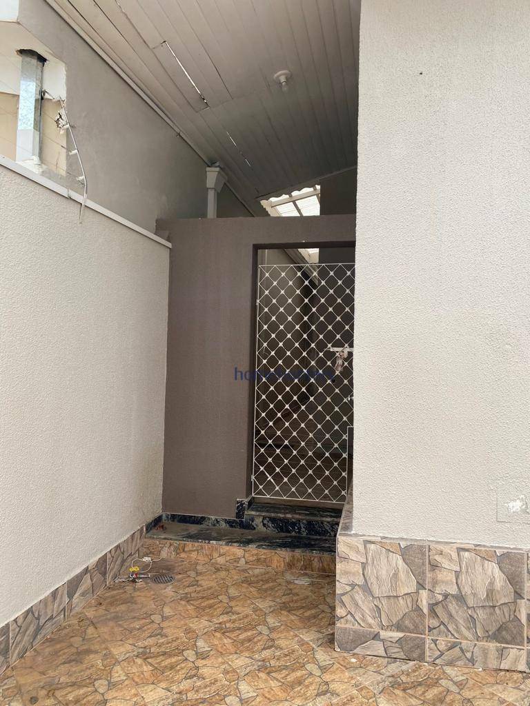 Casa à venda com 3 quartos, 260m² - Foto 16