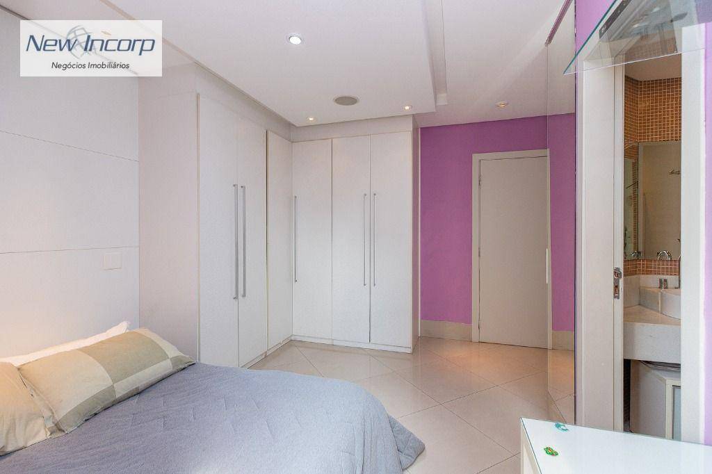 Apartamento à venda com 4 quartos, 220m² - Foto 31