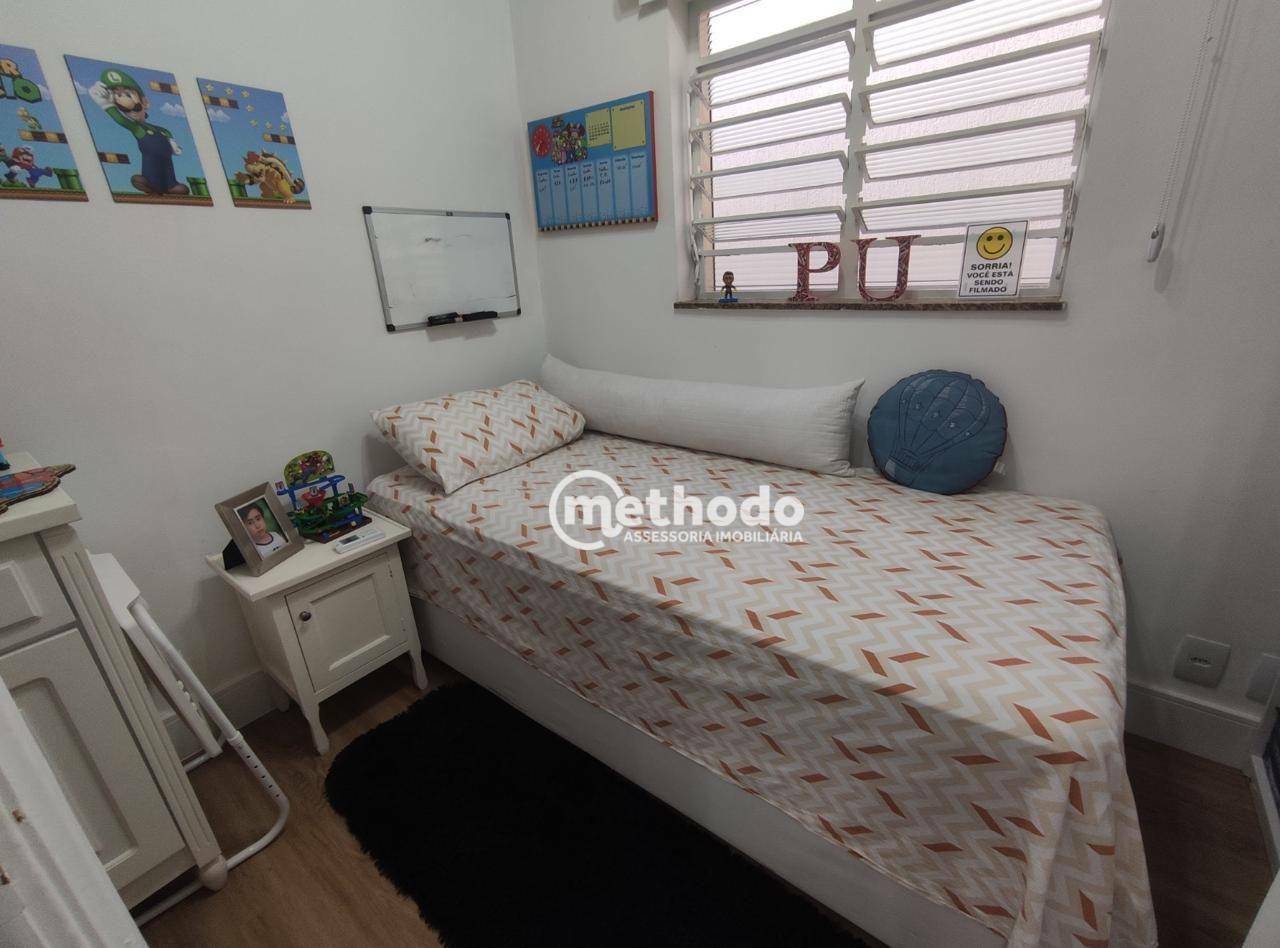 Casa à venda com 4 quartos, 211m² - Foto 1