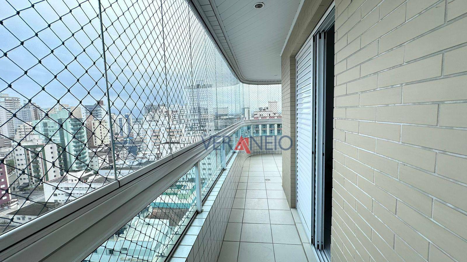 Apartamento para alugar com 3 quartos, 131m² - Foto 8