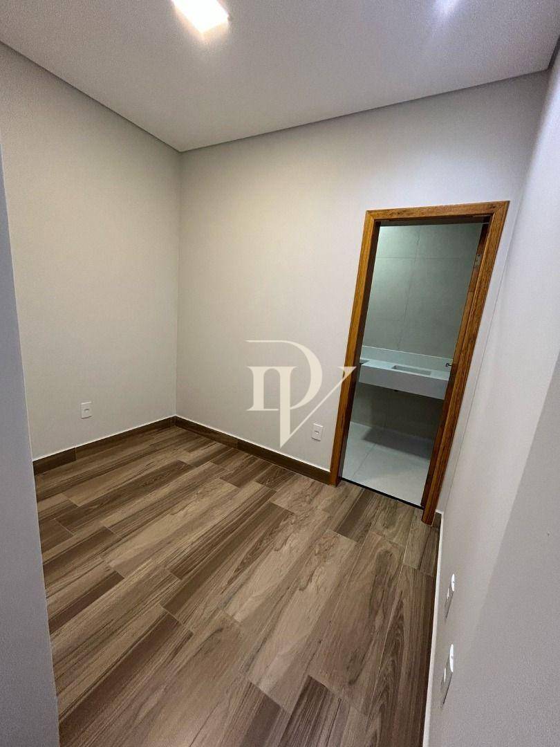 Casa de Condomínio à venda com 3 quartos, 226m² - Foto 5