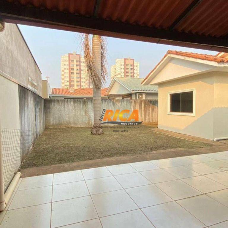 Casa de Condomínio à venda com 4 quartos, 146m² - Foto 24