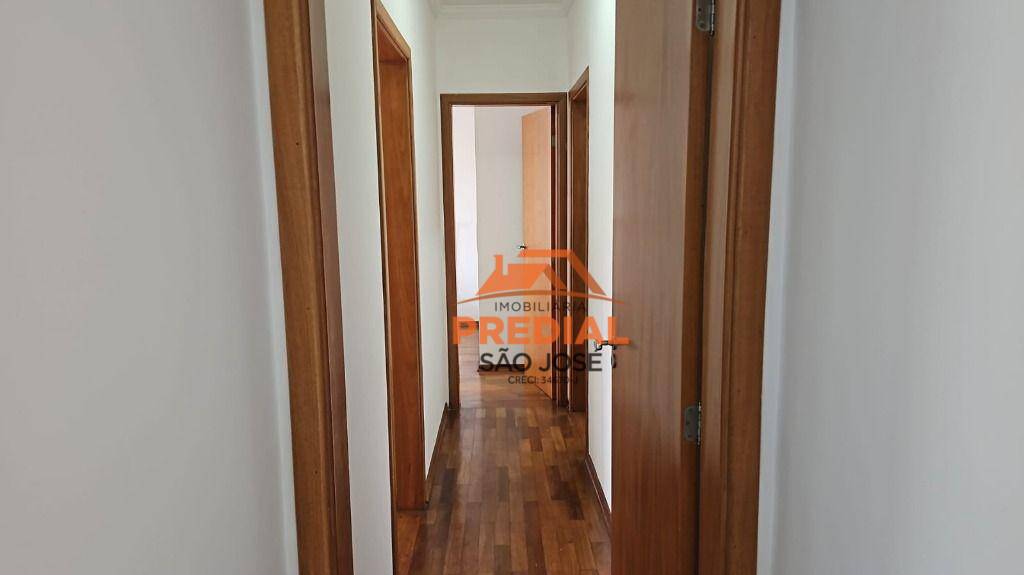 Apartamento à venda com 3 quartos, 125m² - Foto 9