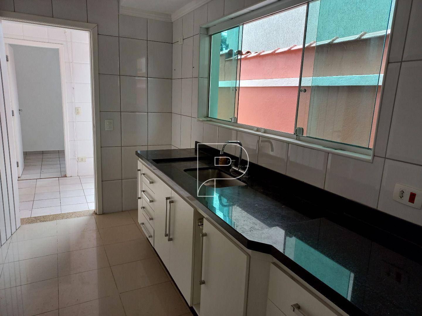 Casa de Condomínio para alugar com 4 quartos, 280m² - Foto 9