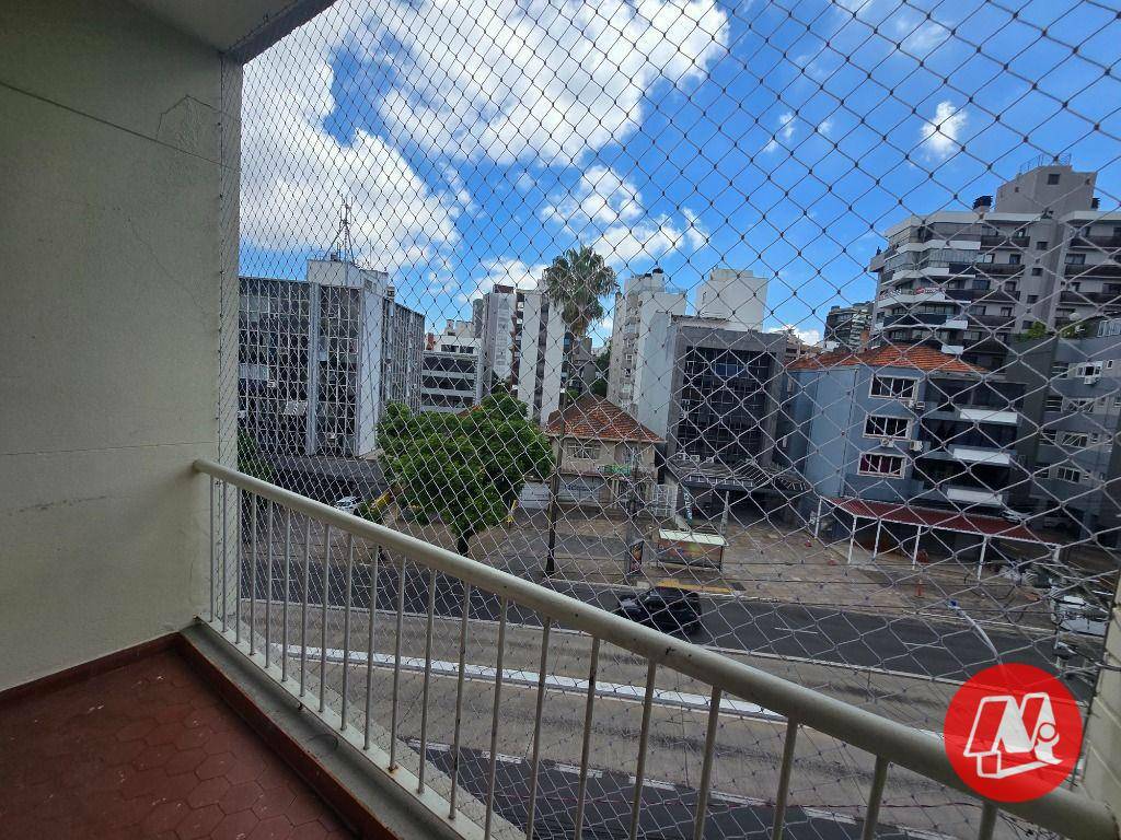 Apartamento para alugar com 2 quartos, 94m² - Foto 23