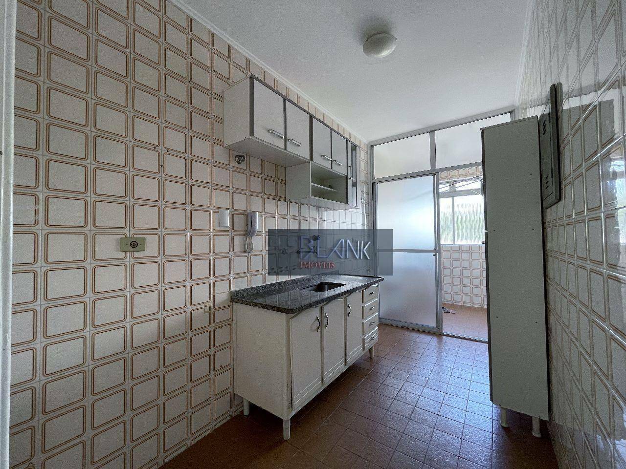 Apartamento à venda com 2 quartos, 70m² - Foto 8