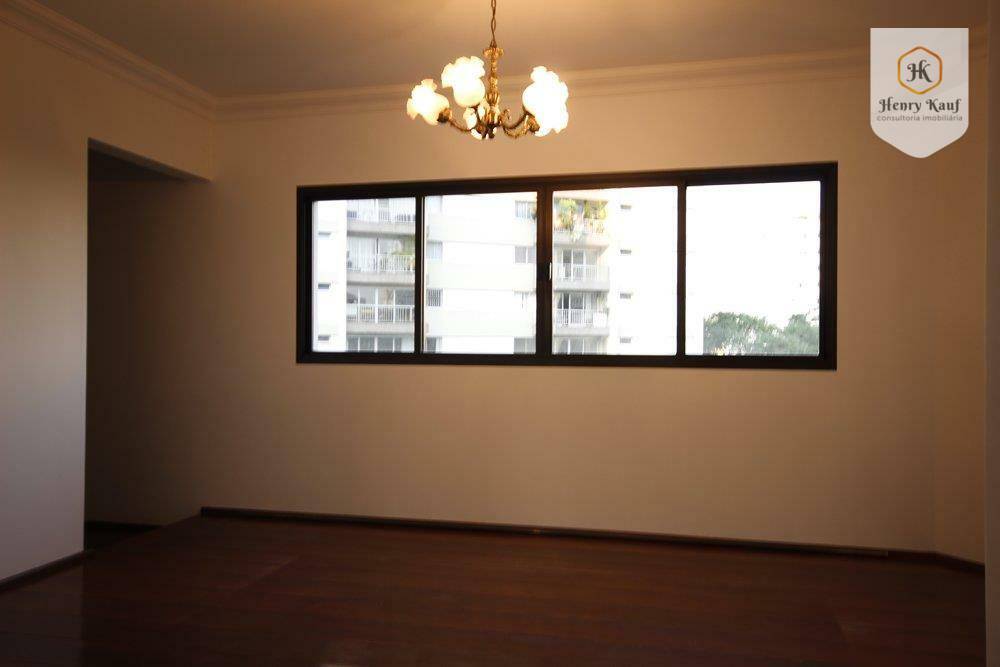 Apartamento à venda com 4 quartos, 218m² - Foto 18