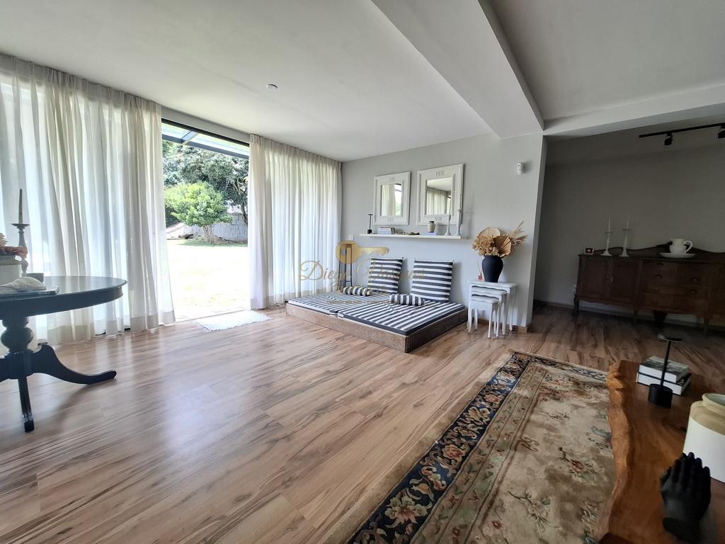 Casa à venda com 4 quartos, 2490m² - Foto 2