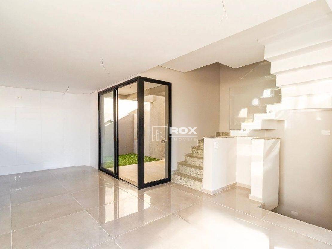 Casa de Condomínio à venda com 3 quartos, 218m² - Foto 11