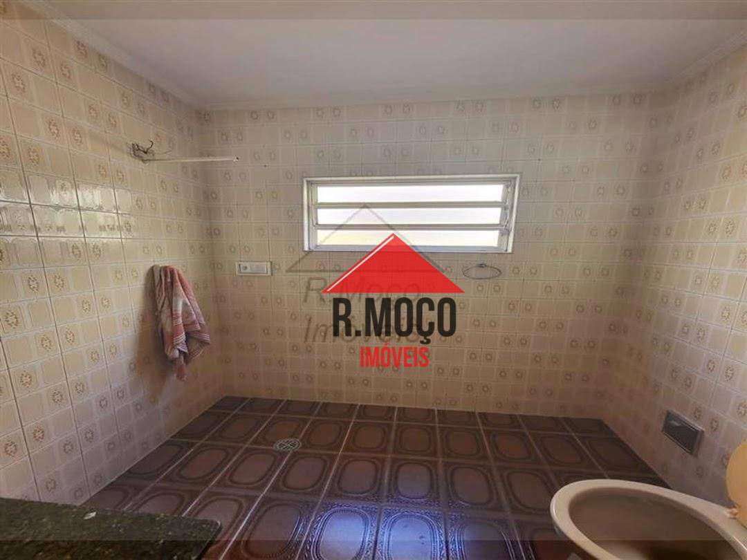 Sobrado à venda com 3 quartos, 218m² - Foto 23