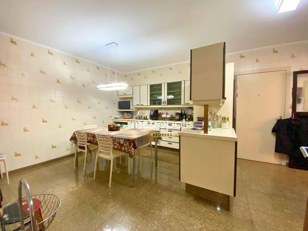 Apartamento à venda com 3 quartos, 170m² - Foto 22