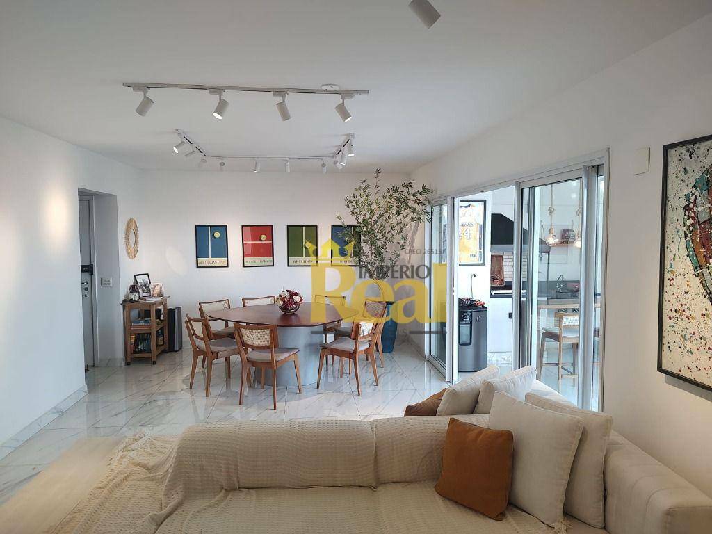 Apartamento à venda com 3 quartos, 159m² - Foto 1