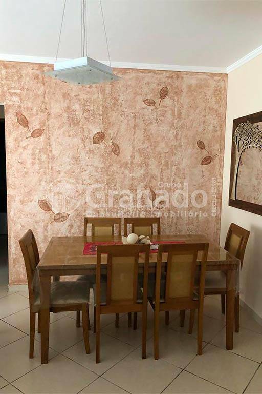 Apartamento à venda com 2 quartos, 83m² - Foto 4