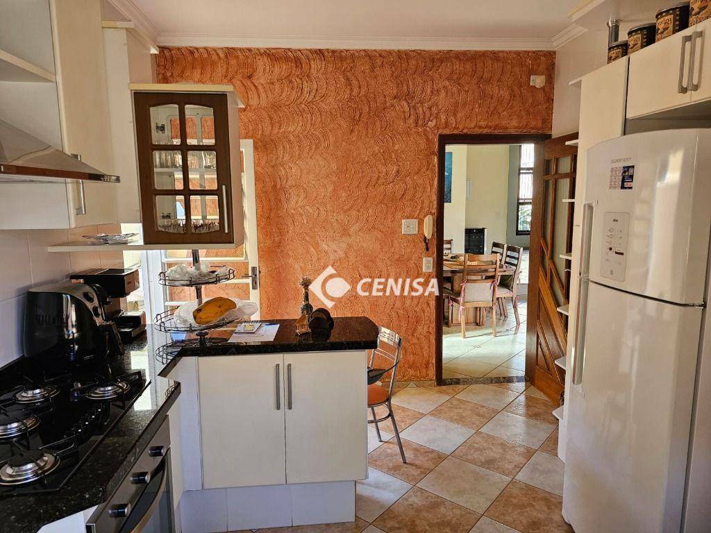 Casa à venda com 3 quartos, 262m² - Foto 21