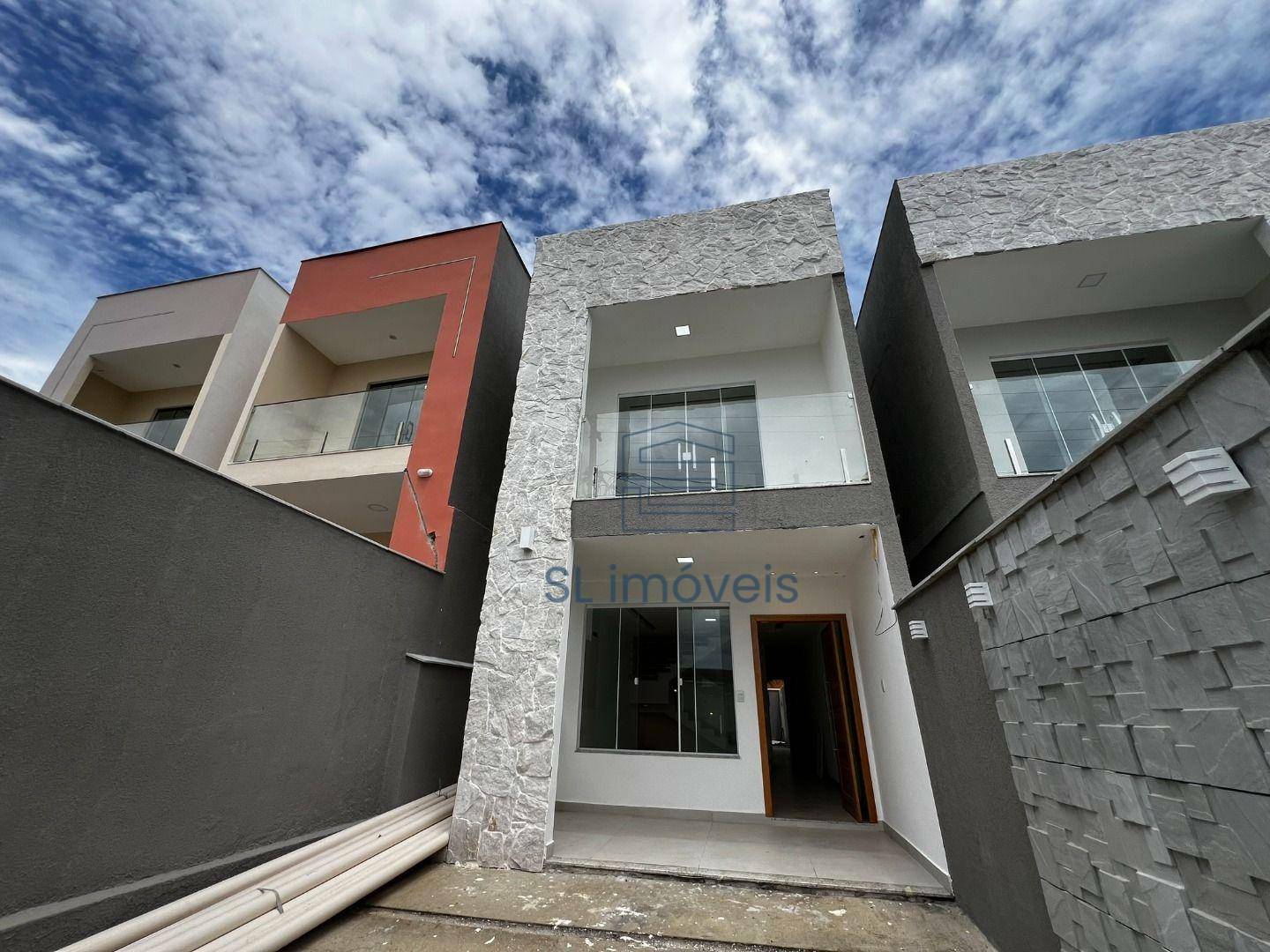 Casa à venda com 3 quartos, 130m² - Foto 2