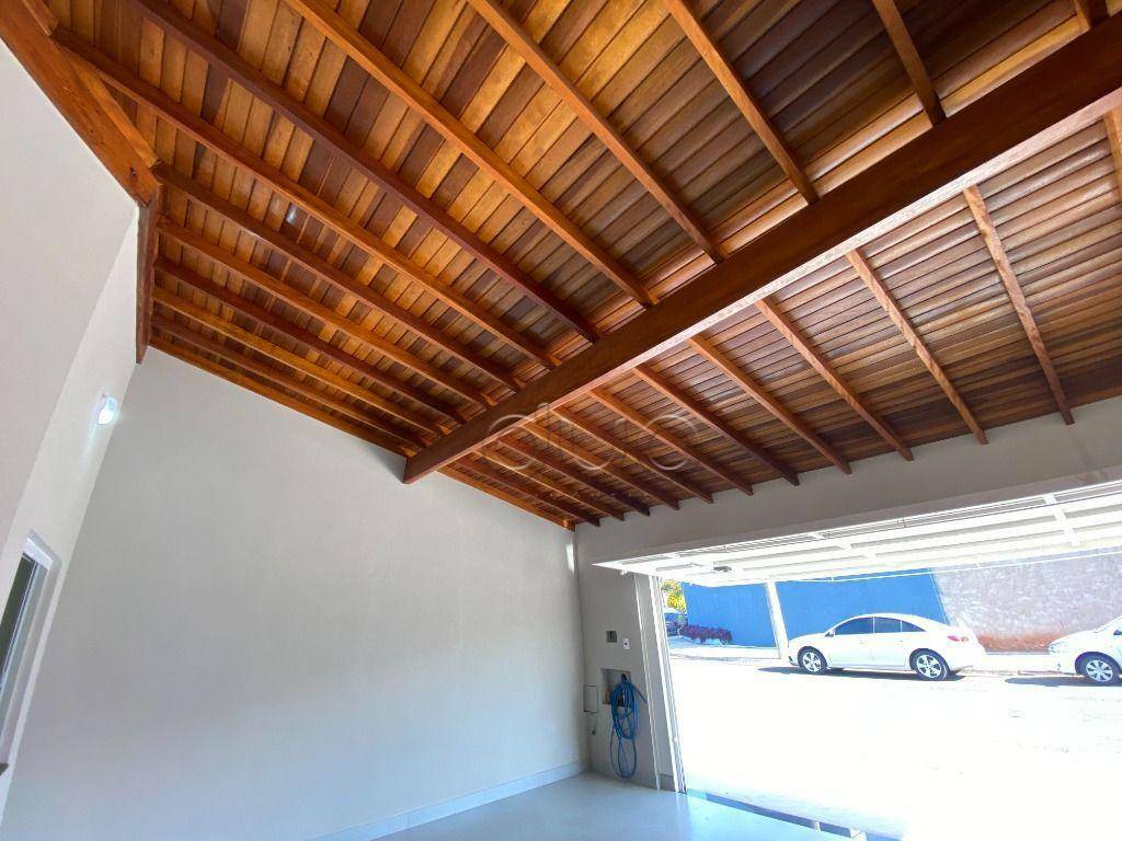 Casa à venda com 3 quartos, 150m² - Foto 4