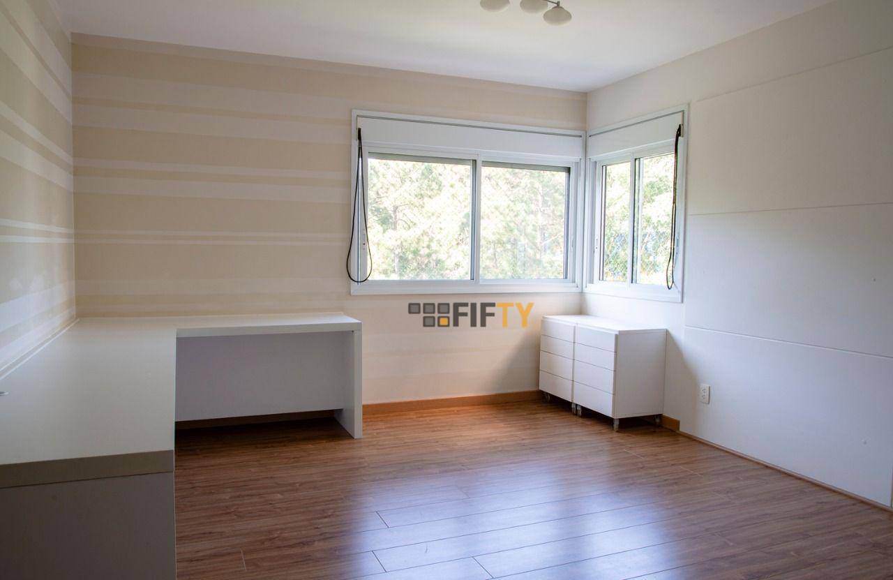 Apartamento para alugar com 4 quartos, 246m² - Foto 15