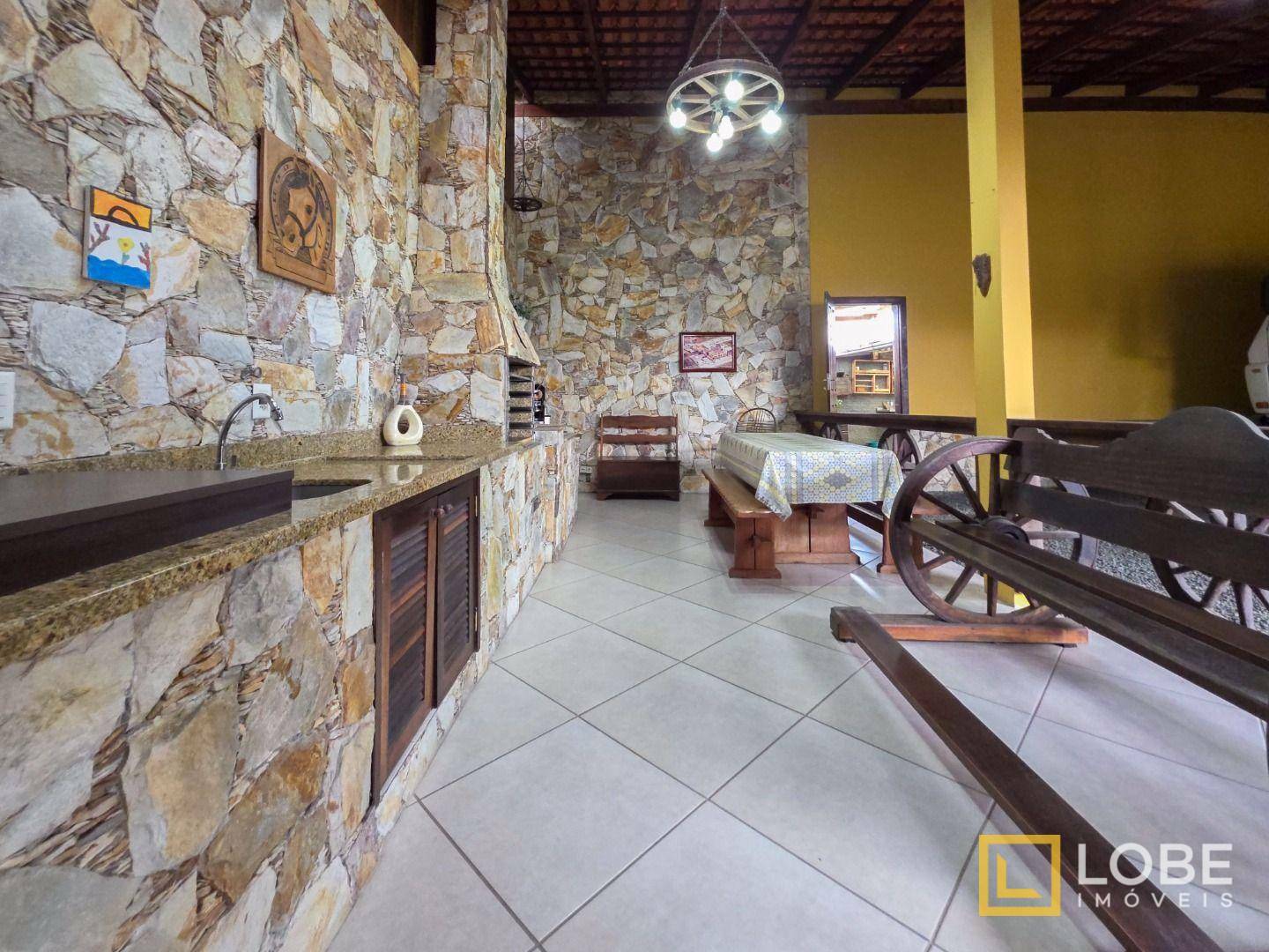 Casa, 3 quartos, 240 m² - Foto 8