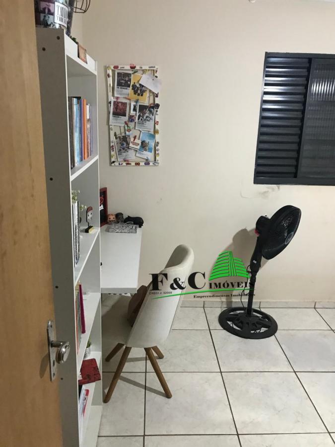 Casa à venda com 3 quartos, 250m² - Foto 18