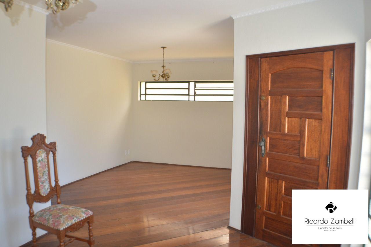 Casa à venda com 3 quartos, 300m² - Foto 5