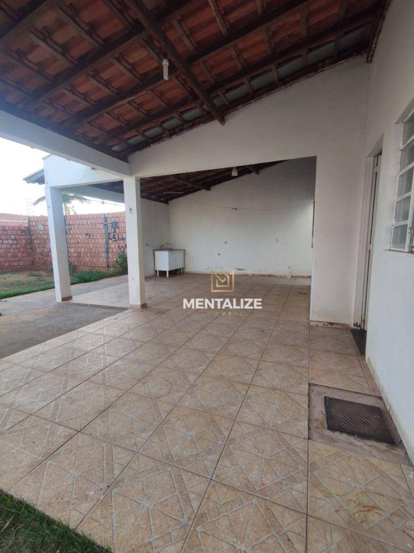 Casa à venda com 2 quartos, 90m² - Foto 16