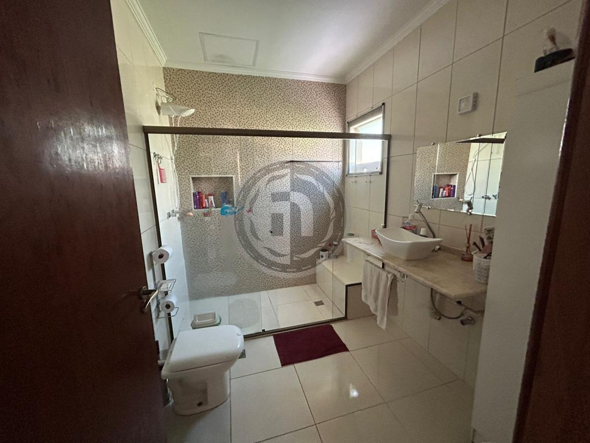 Casa de Condomínio à venda com 5 quartos, 308m² - Foto 28