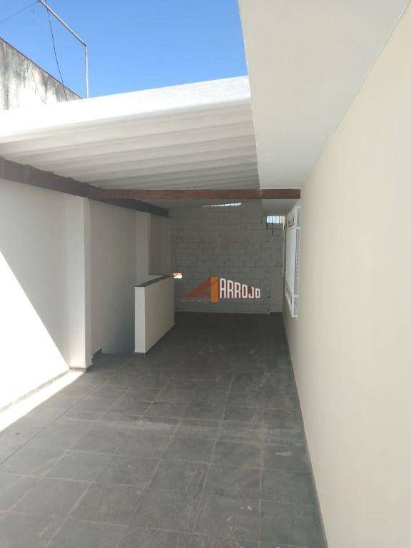 Sobrado à venda com 2 quartos, 148m² - Foto 15