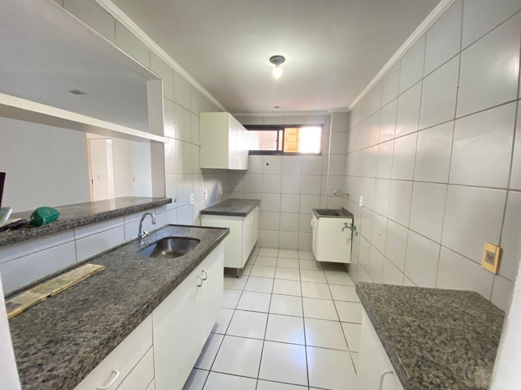 Apartamento à venda com 2 quartos, 78m² - Foto 6