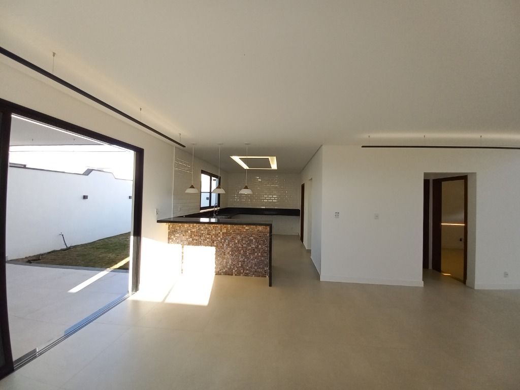 Sobrado à venda com 3 quartos, 284m² - Foto 8