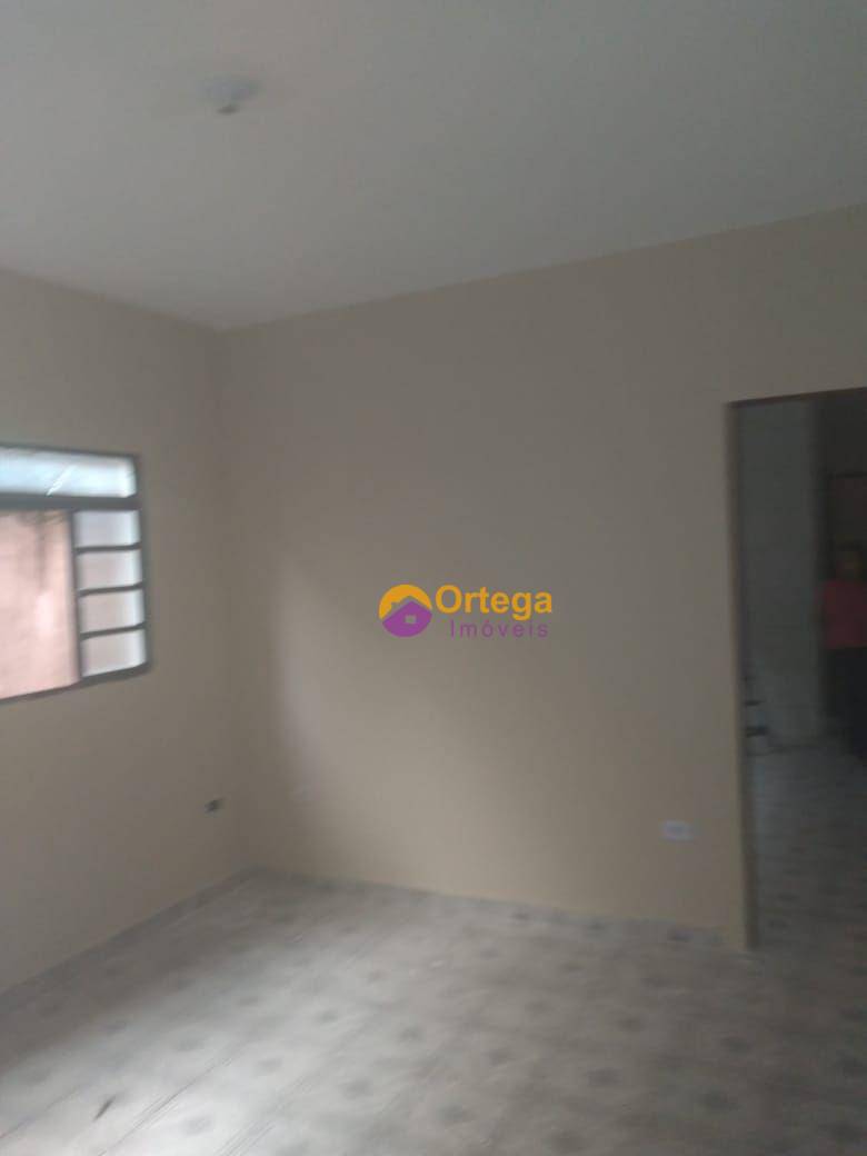 Casa à venda com 2 quartos, 59m² - Foto 6