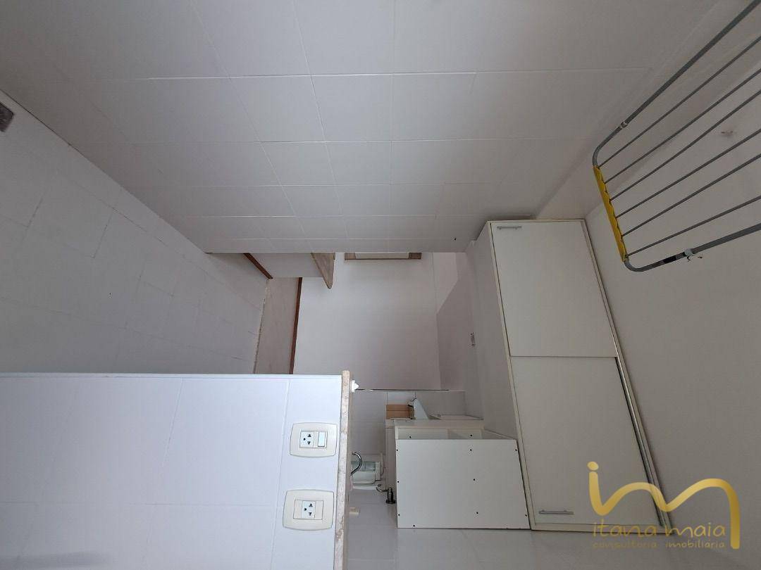 Apartamento à venda com 1 quarto, 45m² - Foto 12