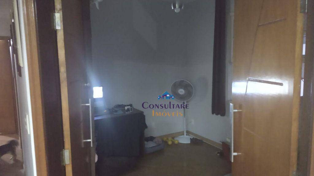 Apartamento à venda com 3 quartos, 98m² - Foto 11