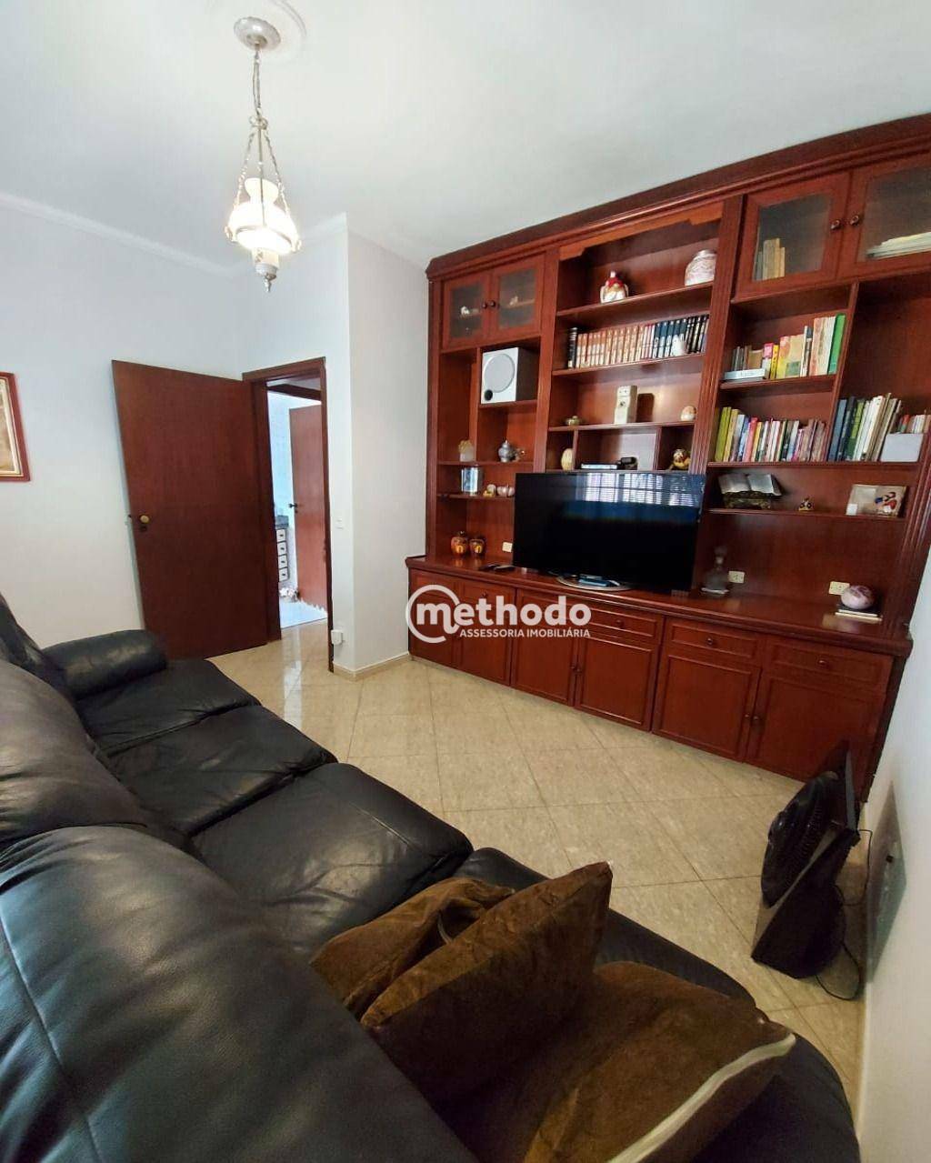 Casa à venda com 3 quartos, 282m² - Foto 15